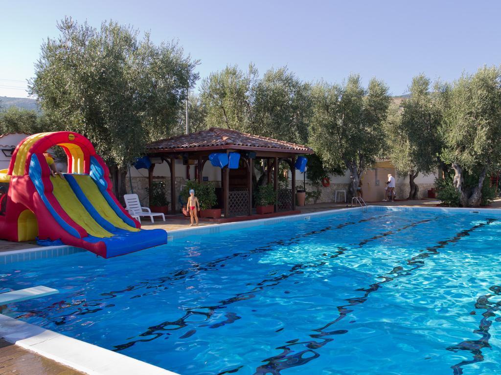 Camping Village Degli Ulivi Mattinata Eksteriør billede
