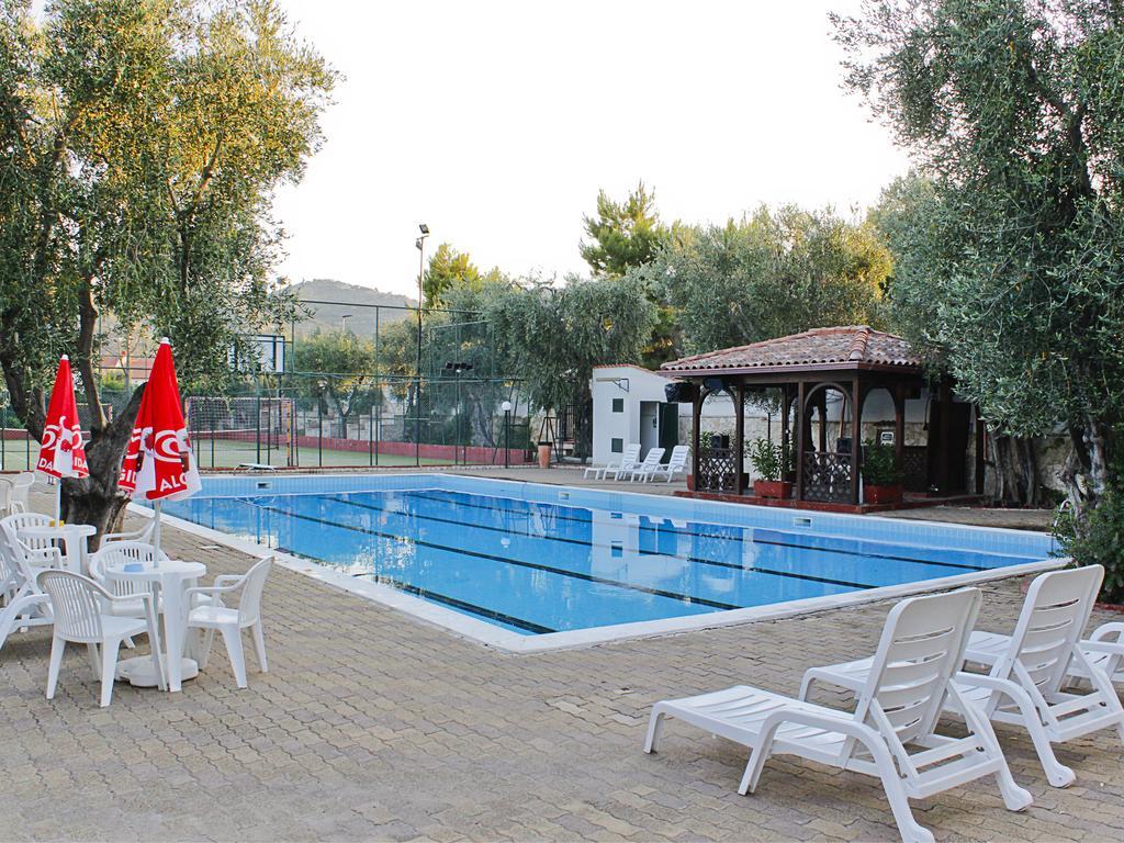 Camping Village Degli Ulivi Mattinata Eksteriør billede