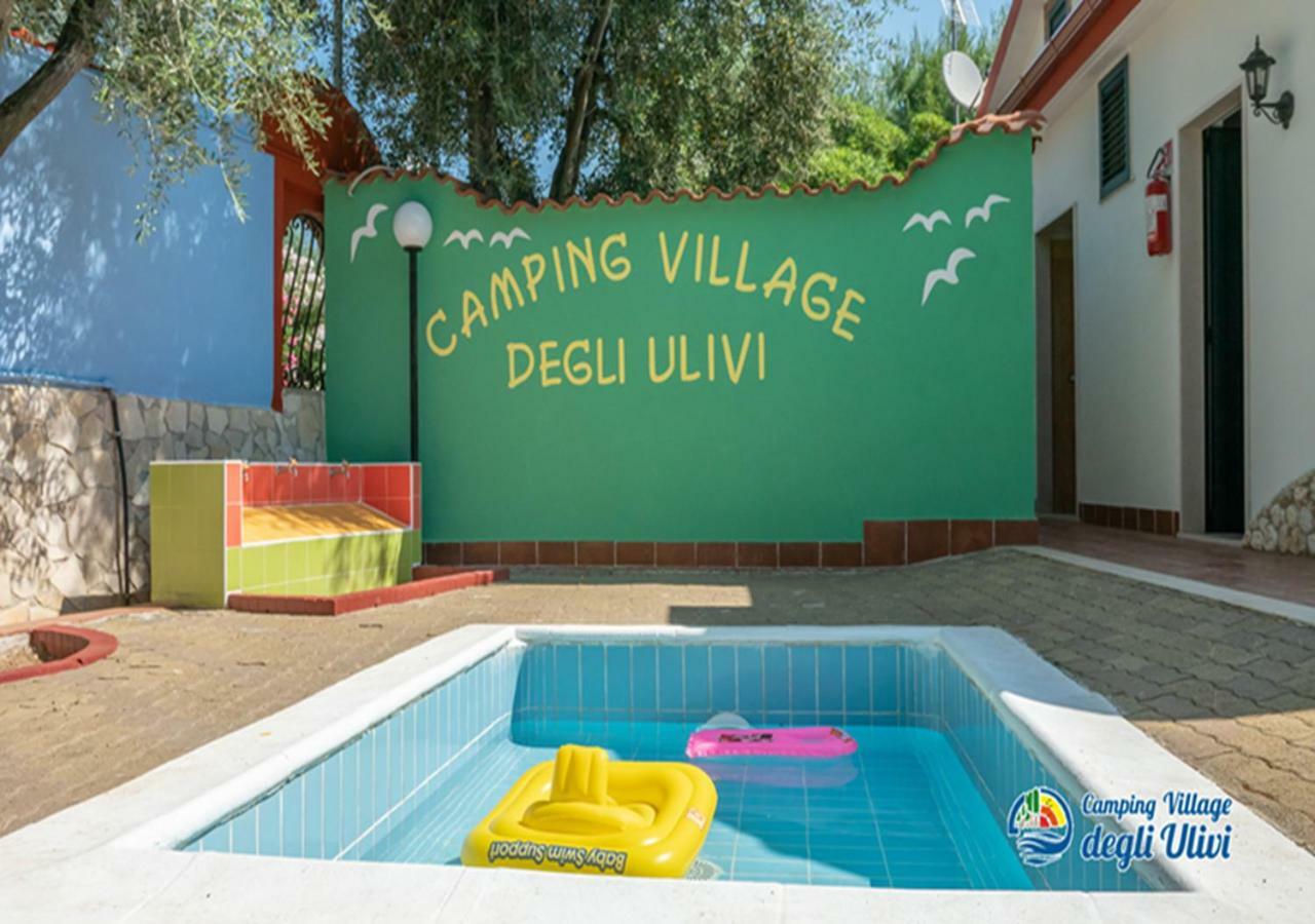 Camping Village Degli Ulivi Mattinata Eksteriør billede