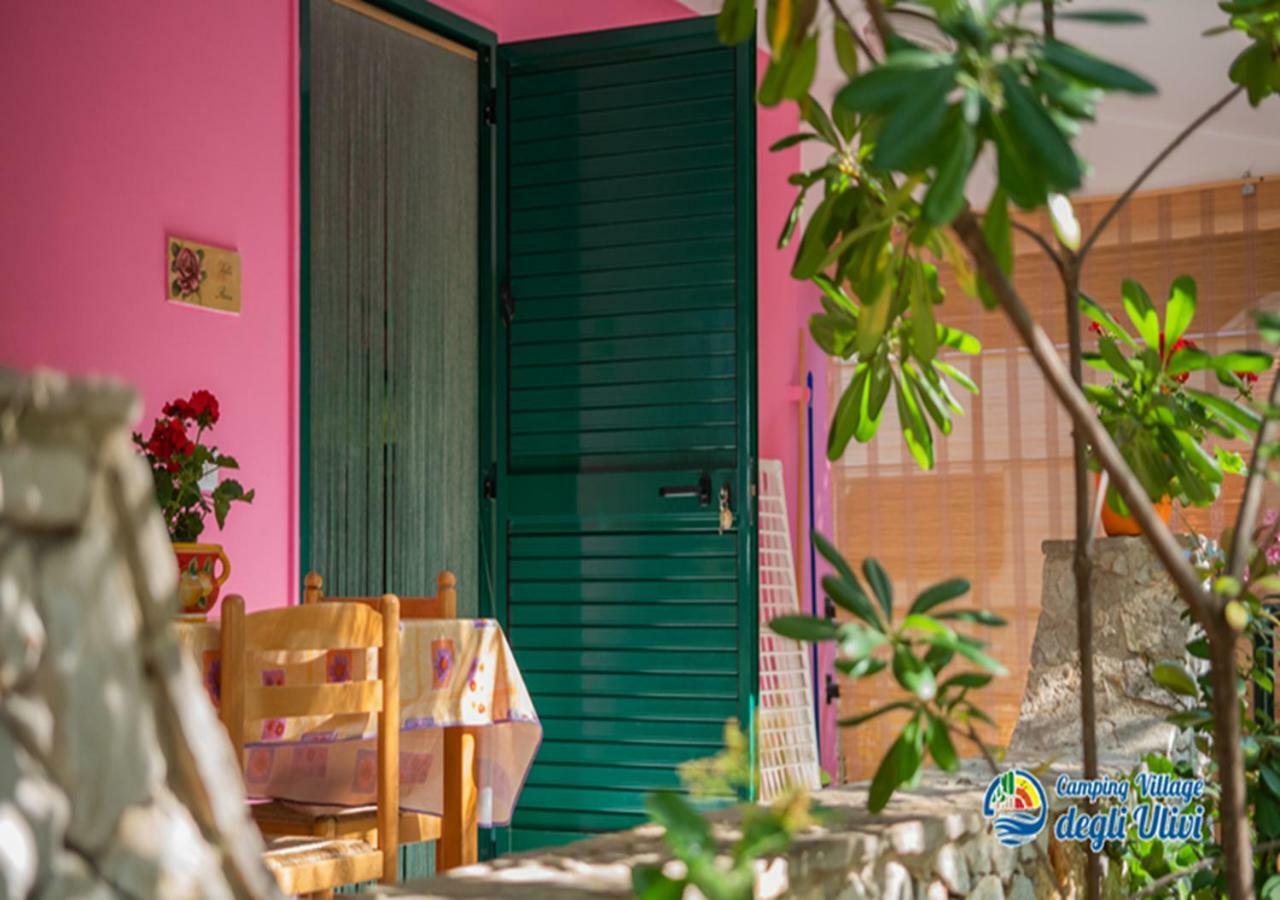 Camping Village Degli Ulivi Mattinata Eksteriør billede